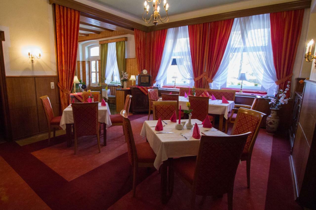Hotel Central Бад-Эльстер Экстерьер фото