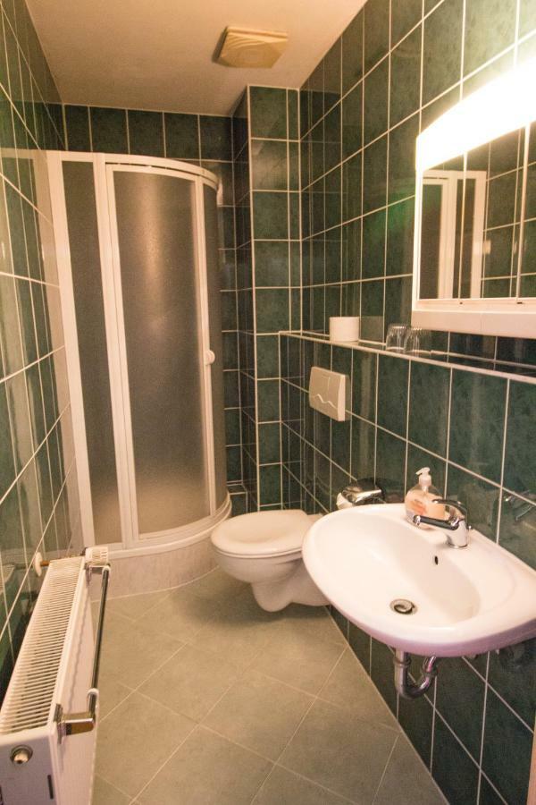 Hotel Central Бад-Эльстер Экстерьер фото
