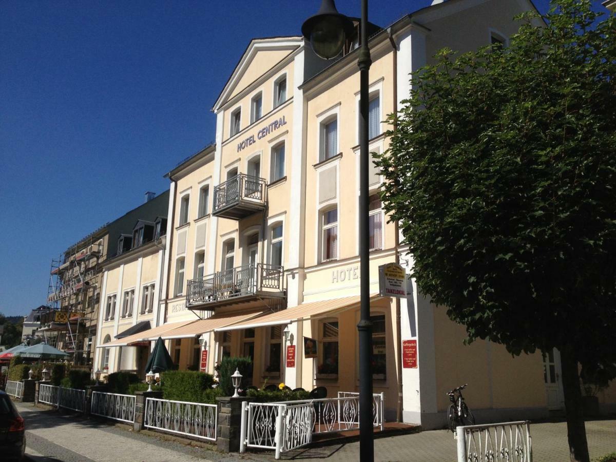 Hotel Central Бад-Эльстер Экстерьер фото